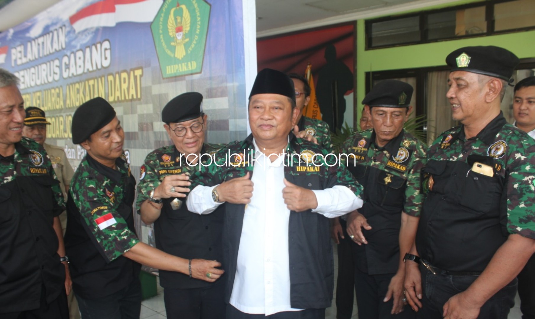 Bupati Sidoarjo Dinobatkan Sebagai Warga Kehormatan Hipakad