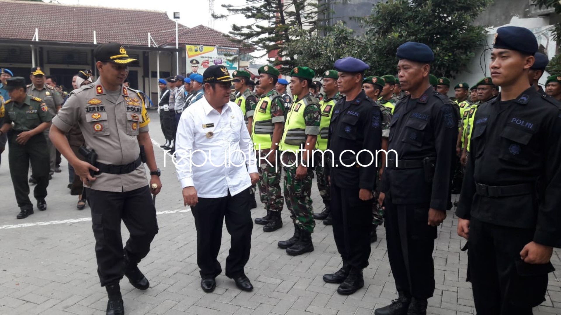 630 Personil Gabungan Diterjunkan dalam Operasi Lilin Semeru 2018