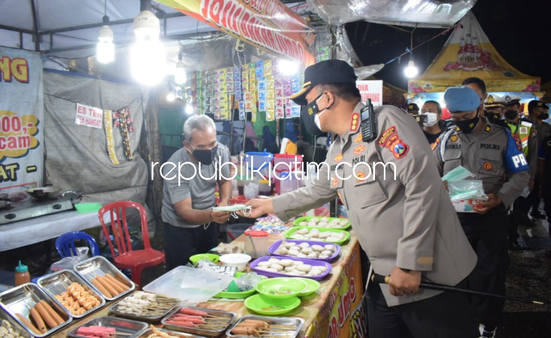 Tekan Laju Penyebaran Covid-19, Polresta Sidoarjo Gelar Patroli Skala Besar Sasar Kerumunan PKL