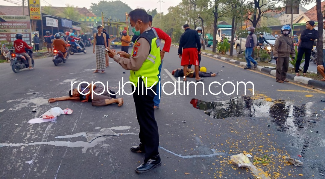 Ngebut, Motor Vario Tabrak Motor Vario Guru di Kludan Tanggulangin 3 Korban Terluka Dilarikan RSUD Sidoarjo