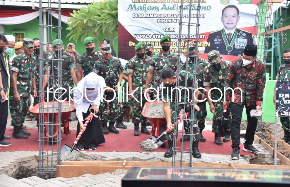 KASAD, Gubernur, Bupati serta Kiai Khos Jatim Letakkan Batu Pertama Revitalisasi Makam Aulia di Sono Buduran Sidoarjo