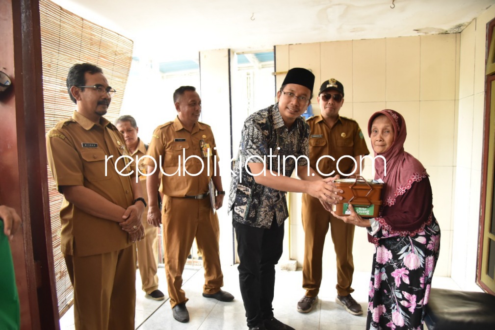 Gus Muhdlor Realisasikan Program Bantuan Makan Gratis Bagi 730 Warga Miskin di Sidoarjo