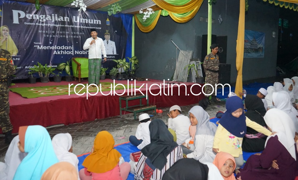 Hadiri Pengajian Peringatan Maulid Nabi di Sepanjang, Wabup Sidoarjo Janjikan Program Jaminan Kesehatan Gratis 