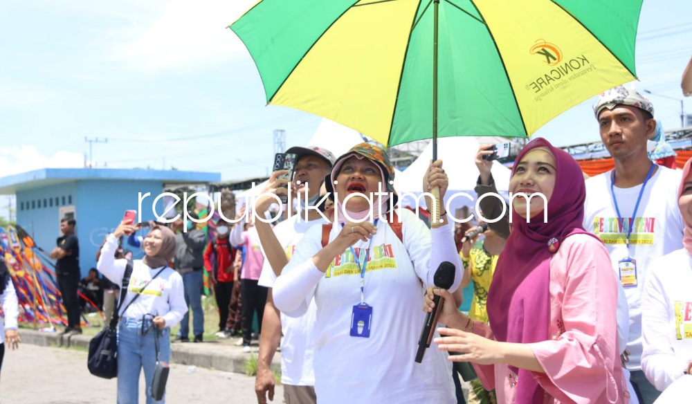 Lestarikan Budaya Tradisional, Gelar Festival Layang-Layang dan Tarian di Parkir MPP Sidoarjo