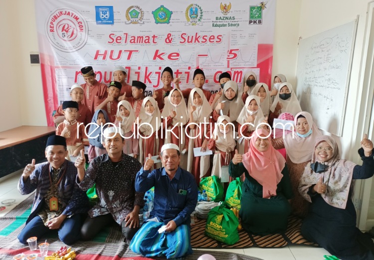 HUT ke 5 republikjatim.com, Dirayakan dengan Doa dan Santunan Puluhan Anak Yatim Piatu di Sidoarjo