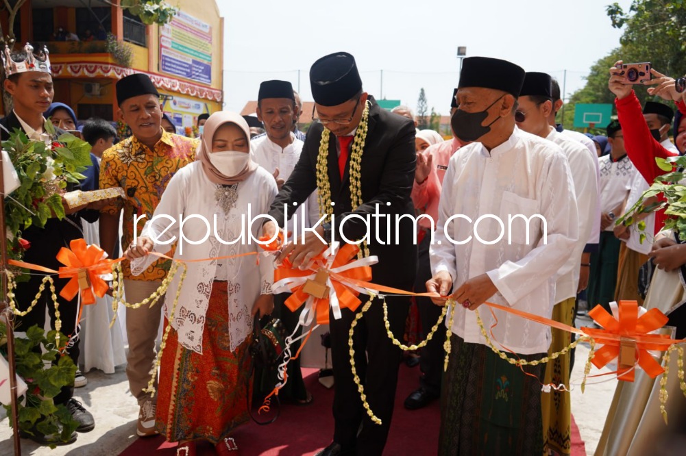 Momentum Hari Pahlawan, Gus Muhdlor Ajak Warga Sidoarjo Merdeka dari Kebodohan