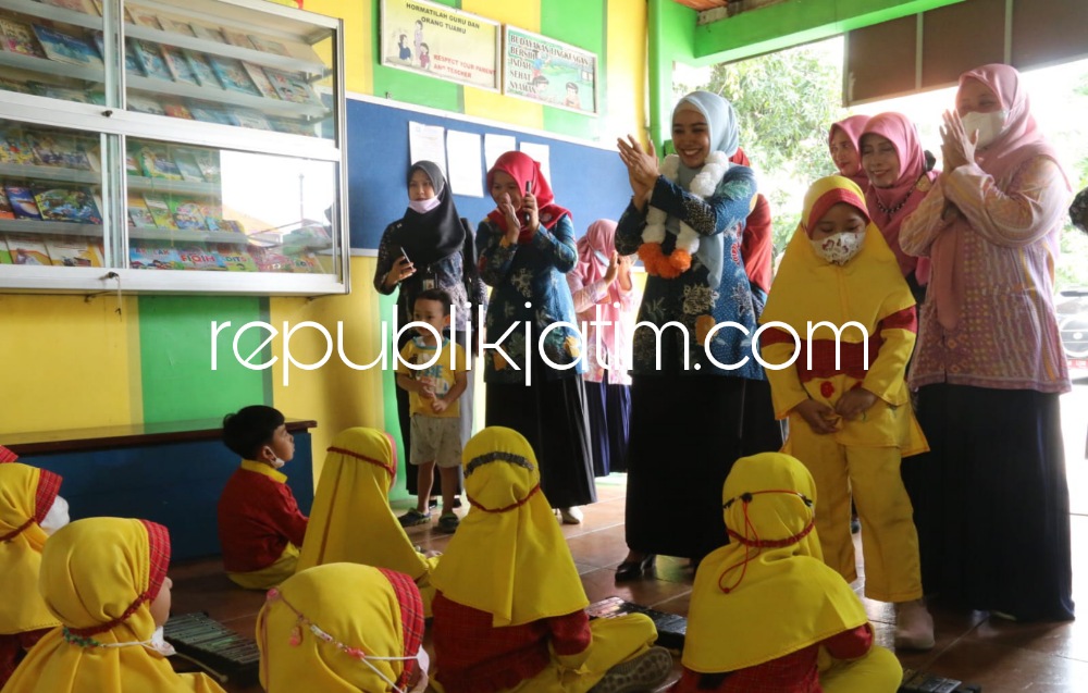 Bunda PAUD Sidoarjo Ingatkan Pentingnya Pendidikan Karakter dan Adab Bagi Anak Usia Dini