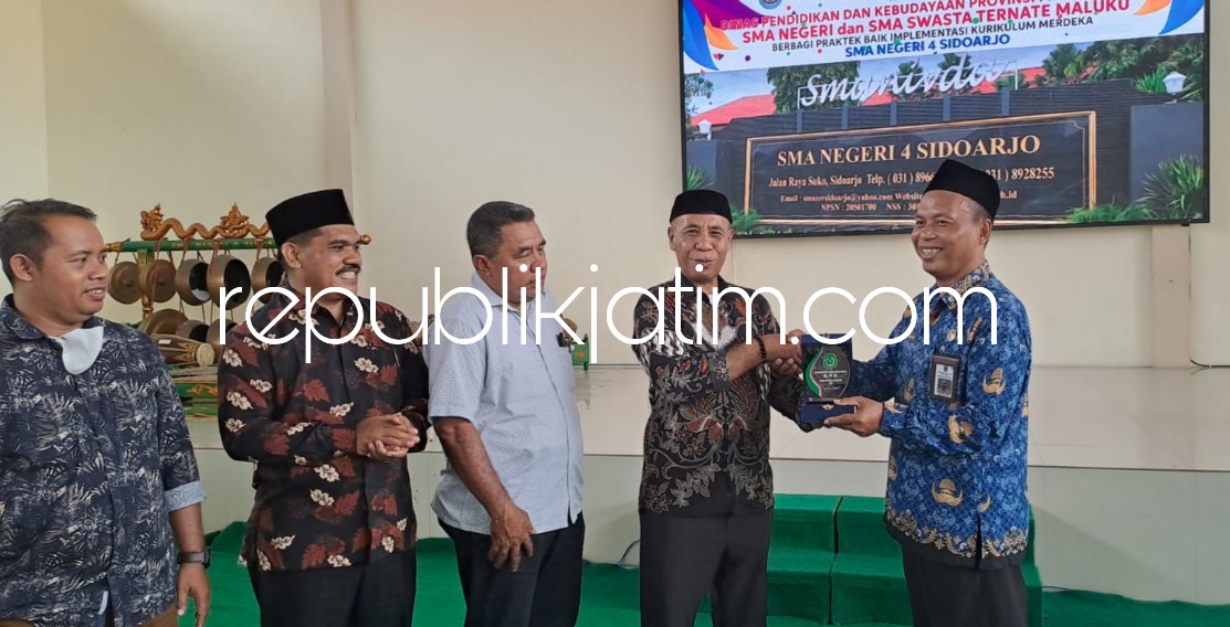 Dinilai Berhasil Tetapkan IKM, Rombongan Kepala Sekolah se Ternate Malut Studi Tiru ke SMAN 4 Sidoarjo