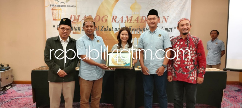 Gandeng Baznas dan Favehotel, PWI Sidoarjo Kupas Tuntas Literasi Zakat, Infaq dan Sedekah 