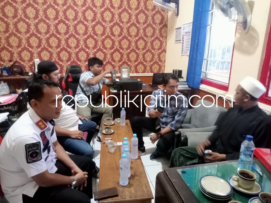 Ngajar Keagamaan, Seorang Ustadz Mala Ditangkap Petugas Lapas Banyuwangi Tepergok Simpan Paket Sabu-Sabu