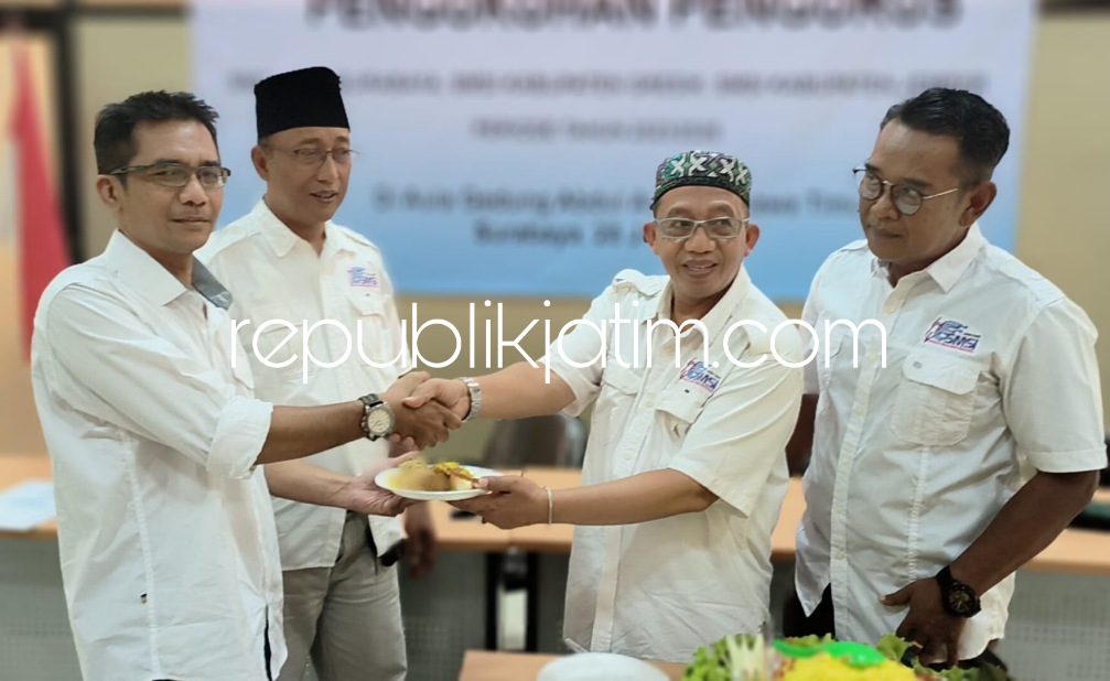 Siap Kembangkan Bisnis Media di Daerah, Ketua SMSI Jatim Kukuhkan 3 Kepengurusan Kota dan Kabupaten