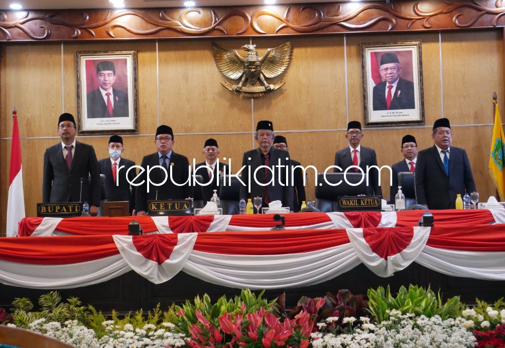 HUT RI ke 78, Bupati dan Forkopimda Sidoarjo Dengarkan Pidato Kenegaraan Presiden Jokowi Menuju Indonesia Emas