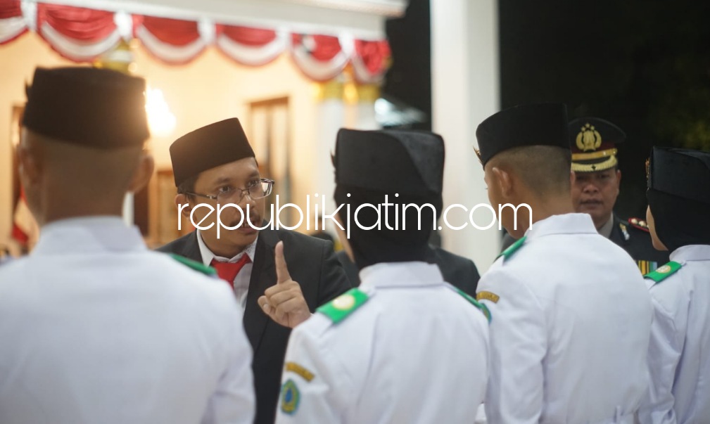 Tekankan Jiwa Kepemimpinan, Gus Muhdlor Kukuhkan 78 Anggota Paskibraka Sidoarjo 2023