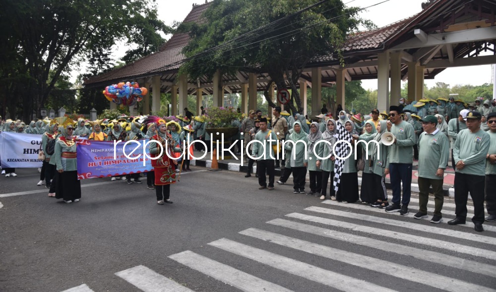 Jalan Sehat HUT Himpaudi ke 18, Gus Muhdlor Sumbang Hadiah Satu Motor Matic dan Tiga Sepeda