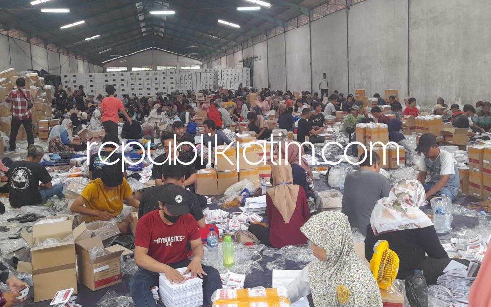 Baru Sortir dan Pelipatan, KPU Sidoarjo Temukan 3.000 Surat Suara Rusak