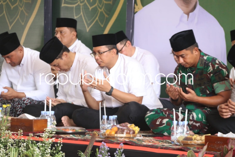 Gus Muhdlor Bersama Seribu Anak Yatim Piatu Doakan Kemakmuran dan Kesejahteraan Warga Sidoarjo