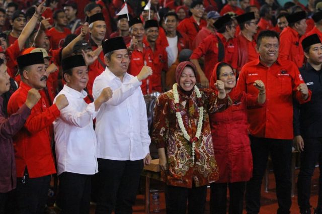 Ribuan Kader PDIP Siap Menangkan Mas Iin dan Edy Widodo di Sidoarjo, Risma - Gus Hans di Jatim