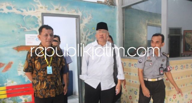 RK Terima Pembebasan Bersyarat dari Lapas Surabaya Usai Bayar Denda Dua Perkara Rp 750 Juta