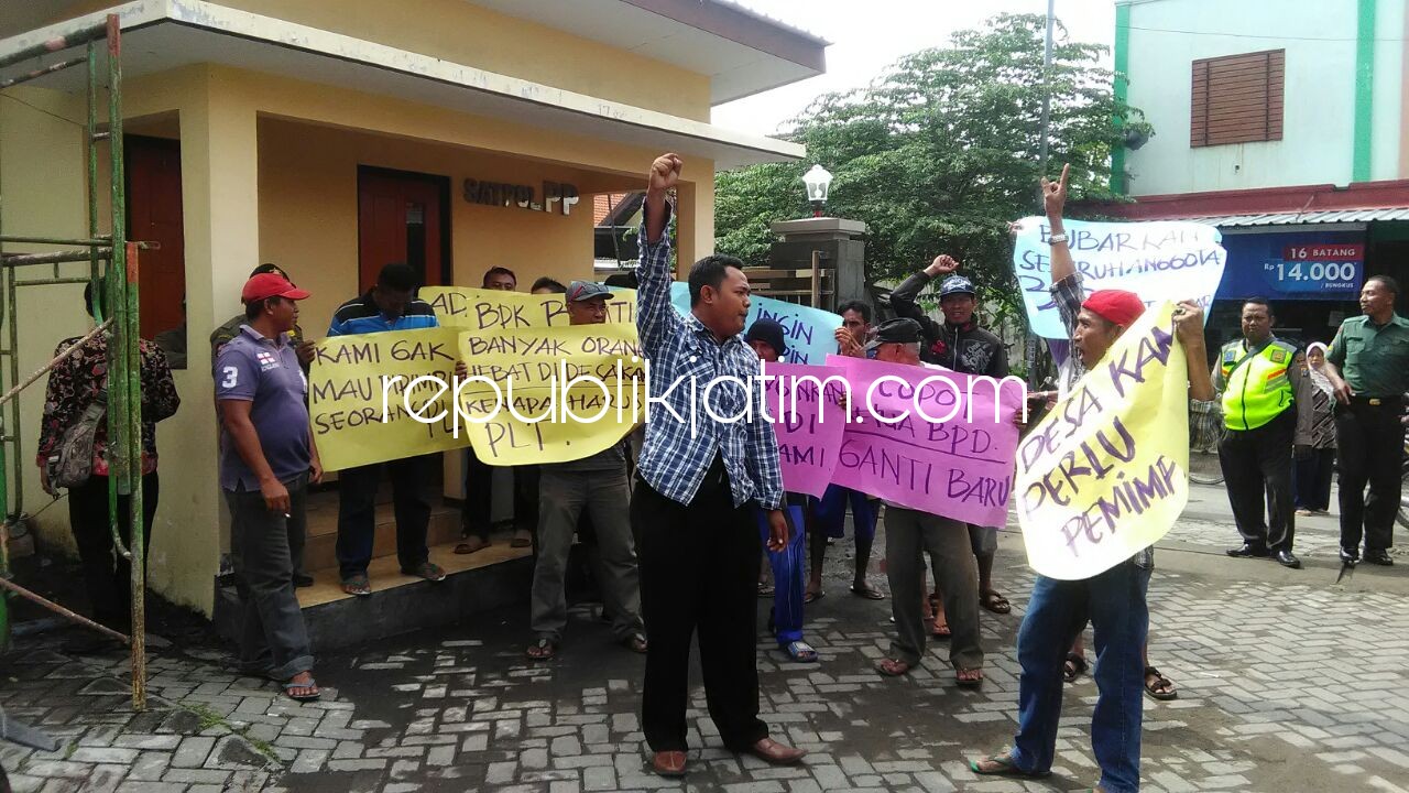 Camat Tuding PMD Lambat, Warga Dukuhsari Demo Tolak Kades Mantan Napi