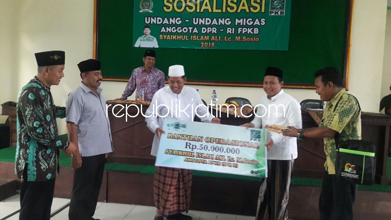 Beri Bantuan PCNU Rp 50 Juta, Gus Syaikhul Tampung Aspirasi Warga Sidoarjo