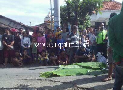 Jalan Berlubang Makan Korban, Ibu Asal Pasuruan Tewas Tergencet Truk