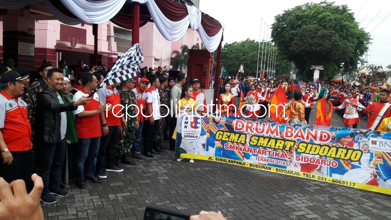 Sidoarjo Jujukan ke 41, Menpora Berangkatkan Kirab Pemuda Nusantara