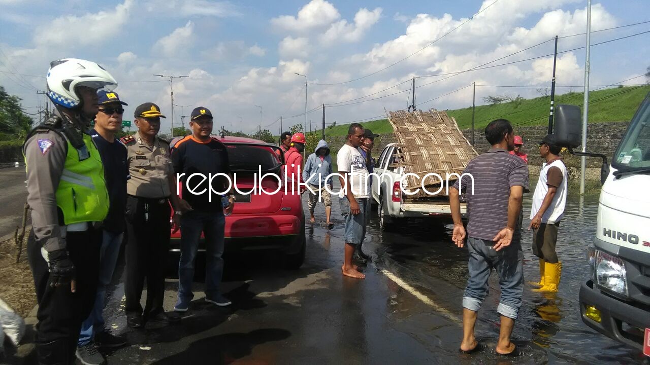 Banjir Mulai Surut, Jalan Raya Porong Bisa Dilewati