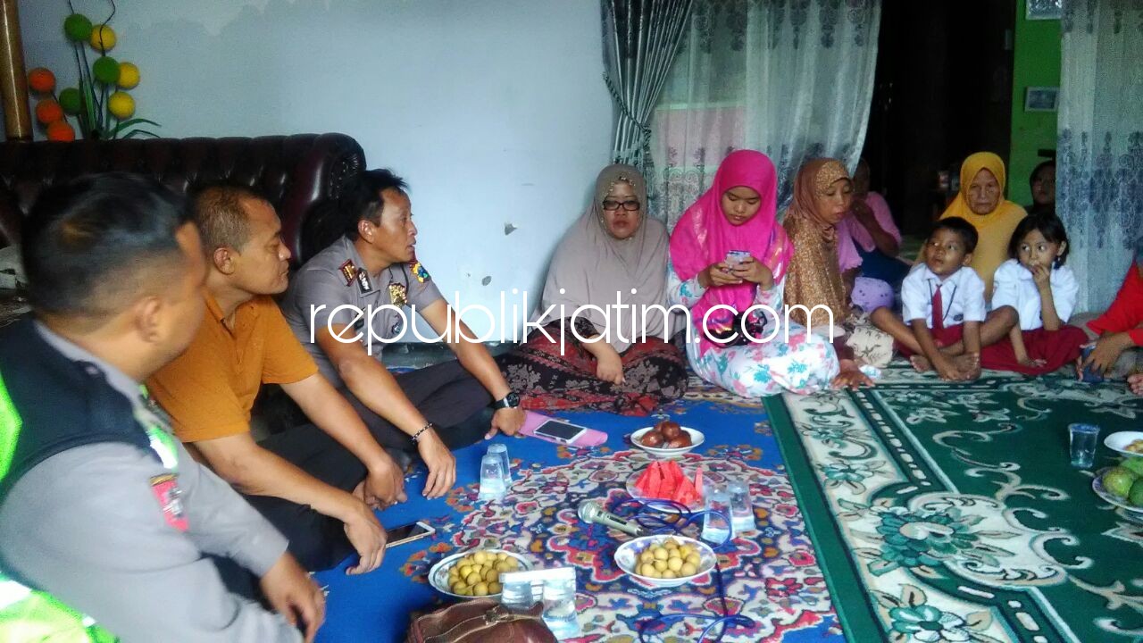 Dua Begal Tertangkap, Kapolsek Jabon Sambangi Rumah Korban